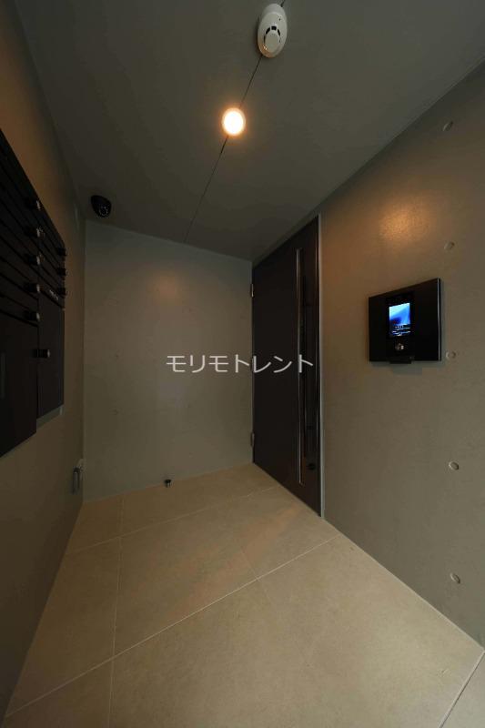 アトリオフラッツ高円寺5階 エントランス