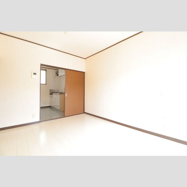 コーポ鈴木　B 1F洋室・キッチン