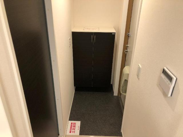 Ｇｌａｎｚ　Ｃｏｕｒｔ　-グランツコート-402号室 玄関