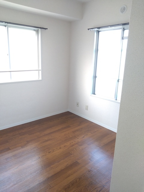 グリーンパーク田園１８号 寝室