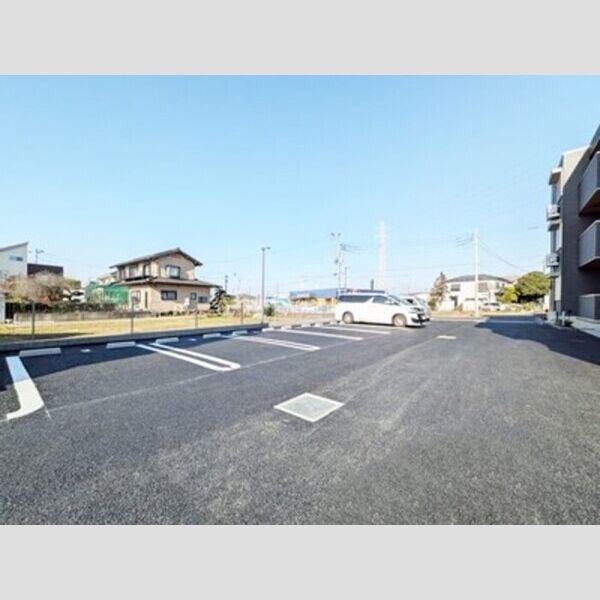 ヴィラージュ 駐車場