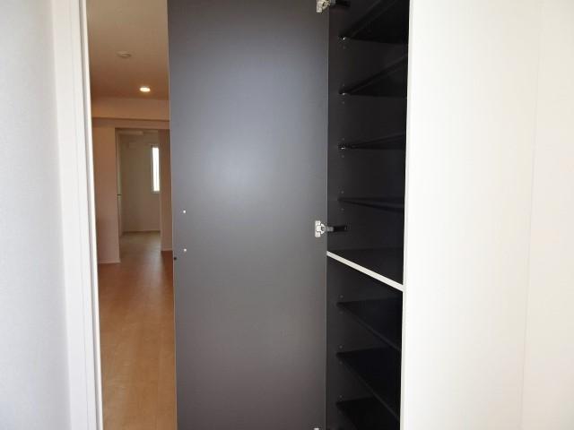 （仮称）小田原市中町アパート新築工事 下駄箱（イメージ）