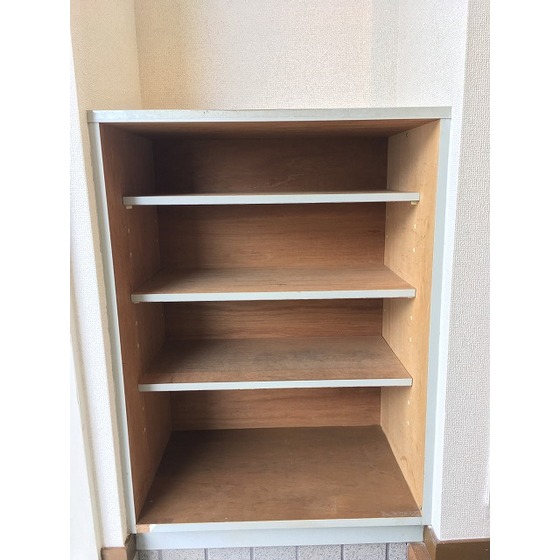 エレガンス綾瀬６0811号室 靴箱