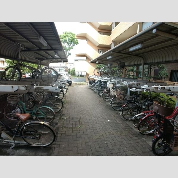 ヒロ末広 駐輪場