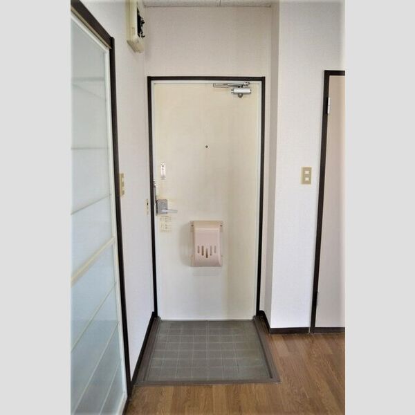 サンハイツB/C　C 玄関