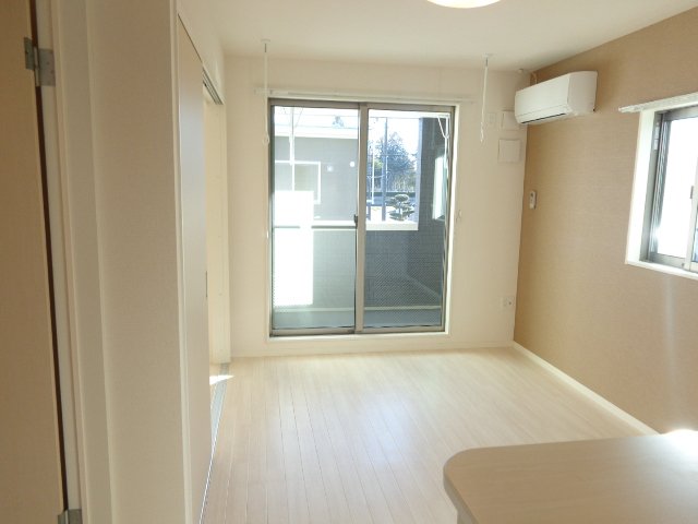 ジュエルウィード リビング