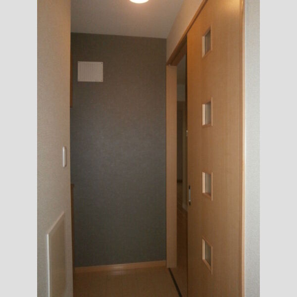 ソレアード201号室 同建物別部屋の参考画像