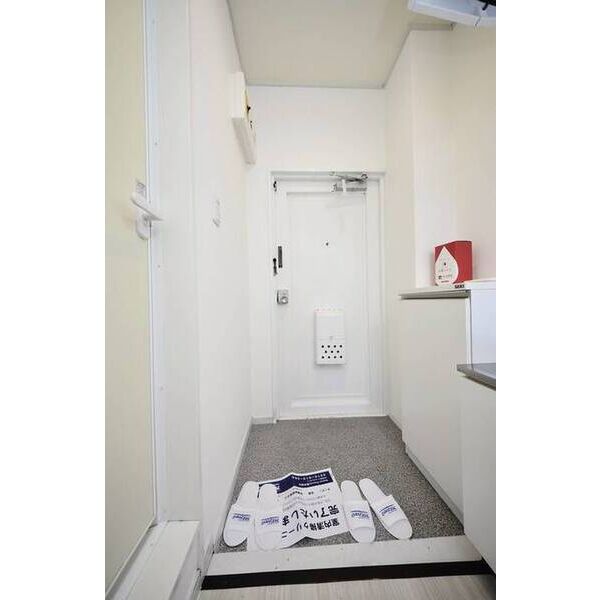 トモエハイツ 玄関