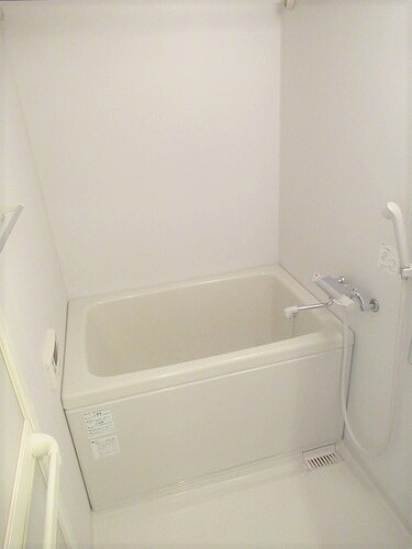 フェリース横濱6階 同建物別部屋の参考画像