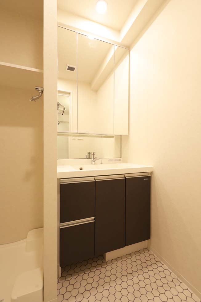 VERXEED　ASAKUSA 内観