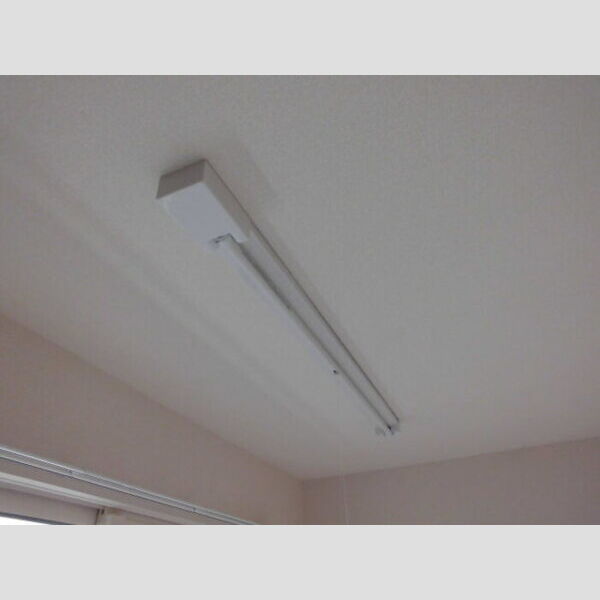 グランデA301号室 室内物干し