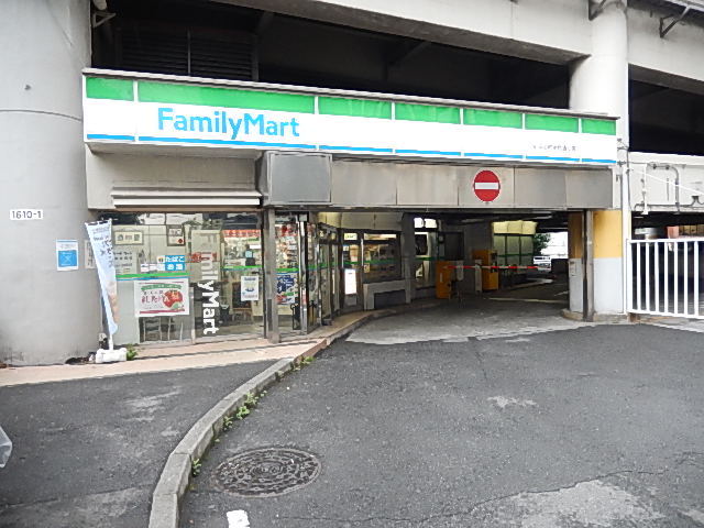 グランド・ガーラ日本橋兜町 【コンビニエンスストア】ファミリーマートまで153ｍ