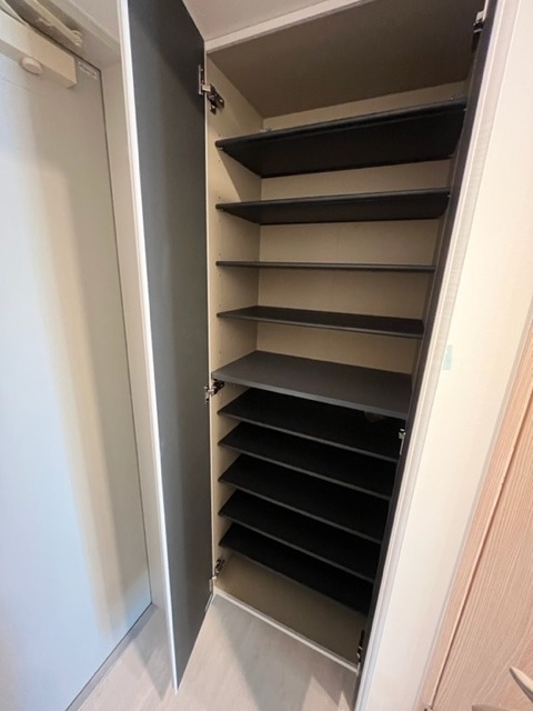 Adachi Liner Toneri Residence5階 玄関