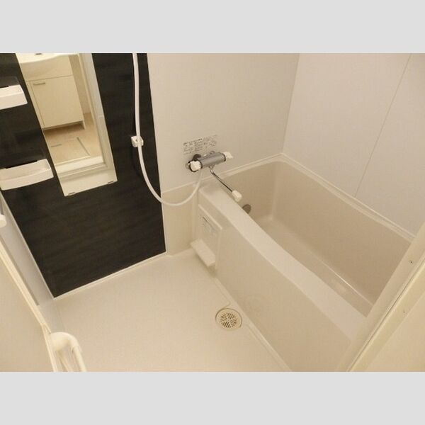 clochett et soleil (クロシェット エト ソレイユ)　101号室 同建物別部屋の参考画像