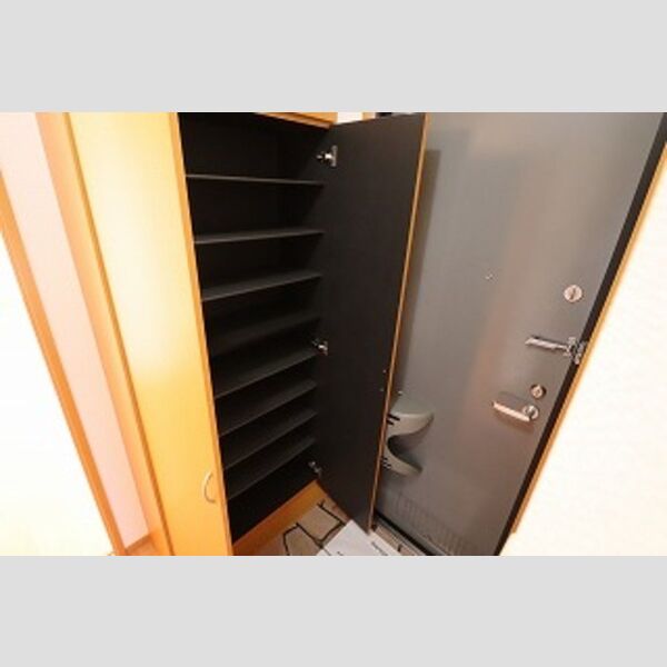 ベイコート303号室 シューズボックス