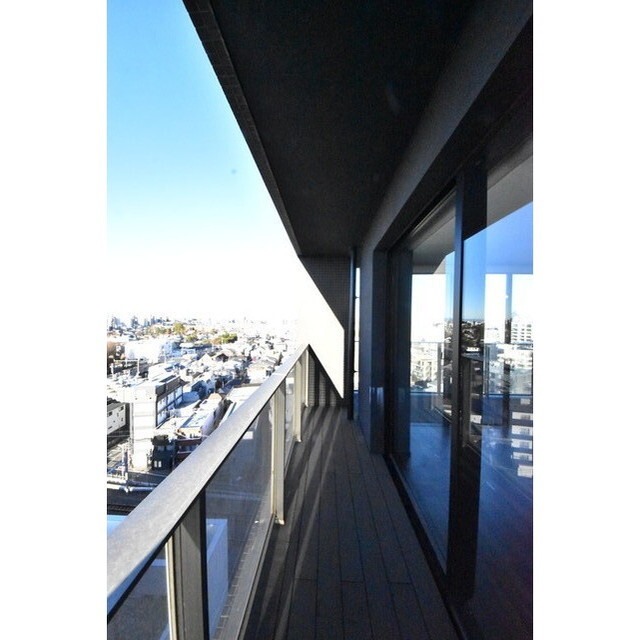 スクエアガーデン池袋 内観