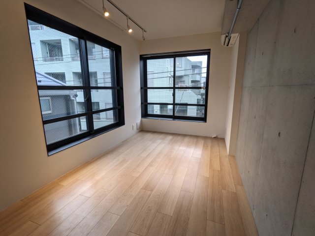 202号室