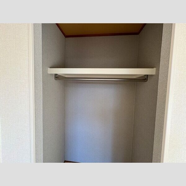 ロイヤルコート　壱番館 クローゼット