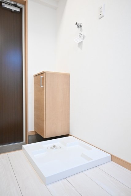 リタ王子神谷 室内洗濯機置場