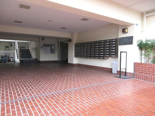 ルネ立石 エントランス　※２０２５年１２月撮影時