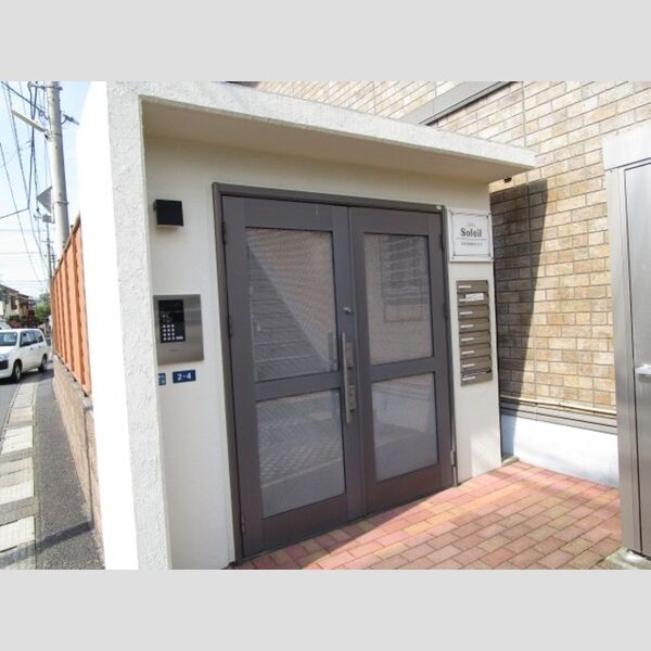 ソレイユ エントランス