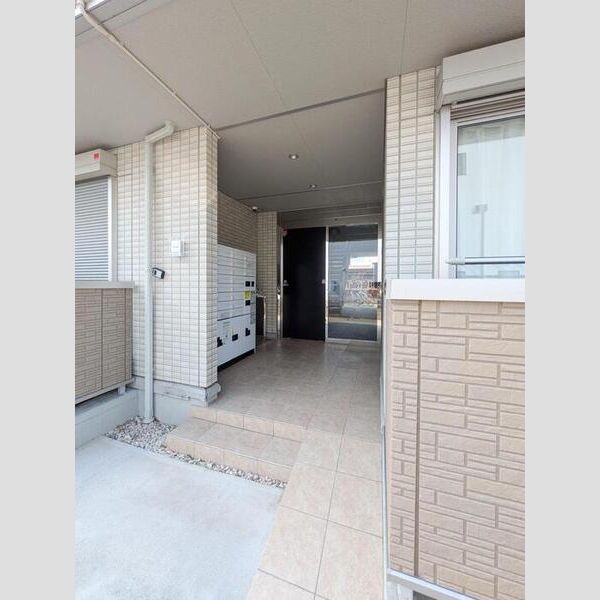 confort(コンフォール) 出入口