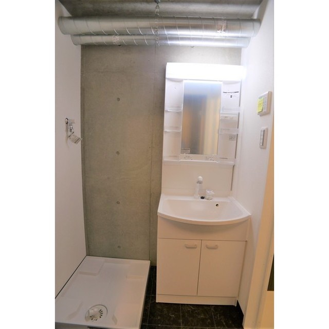 コンポジット王子0204号室 内観