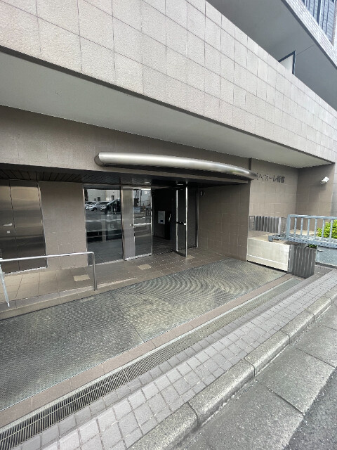 フィオーレ新宿 エントランス