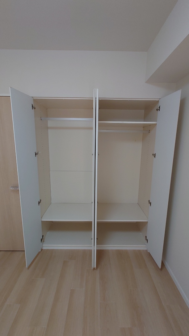 プラウドフラット三軒茶屋Ⅱ203号室 収納