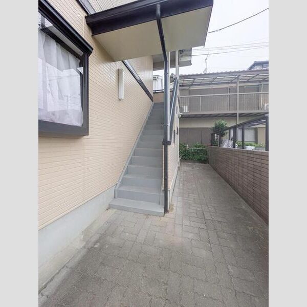 ハイネス大嶋 エントランス