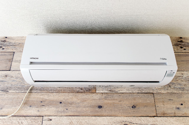 Lily東中山2階 エアコン付き