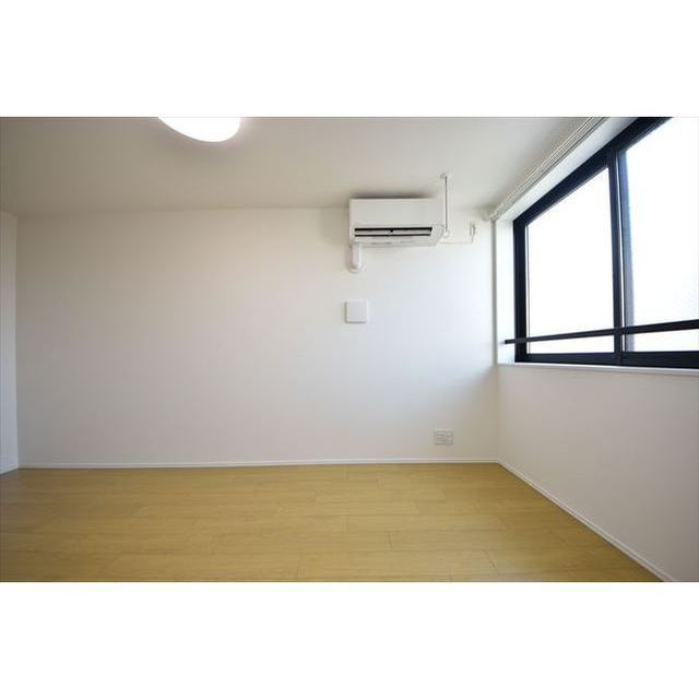 プランドール市川 内観