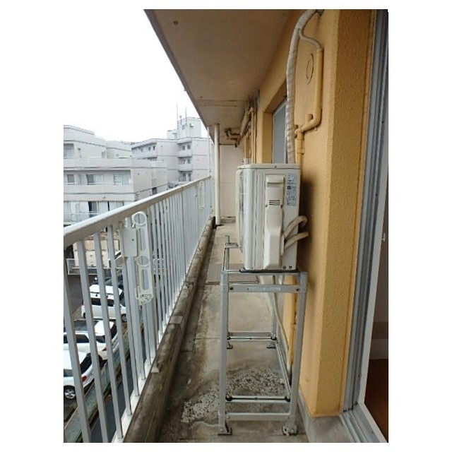 豊ロイヤルマンション401号室 内観