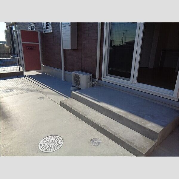 フランボワーズ中島107号室 専用庭