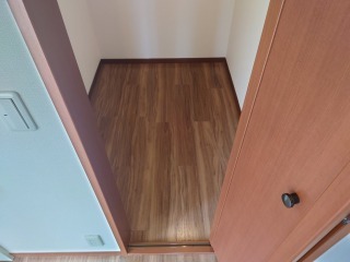 アーバンコート沙羅2階 収納