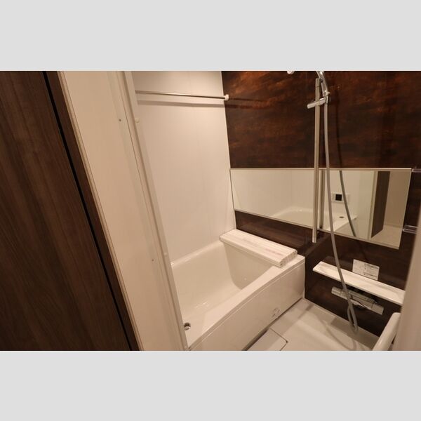 セレスティア白鳥109号室 浴室