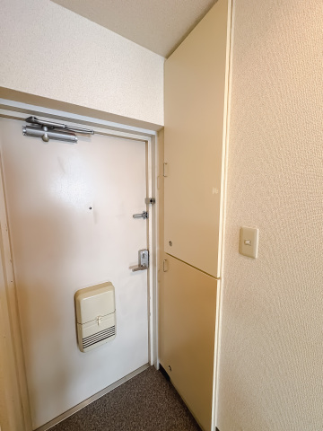 スカイコート日吉205号室 玄関