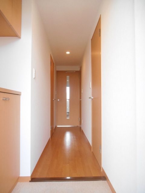 フラワーヴィレッジ0207号室 玄関