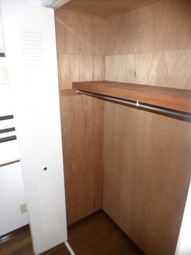 ビューハイツ高山2階 クロゼット　※2024年6月撮影