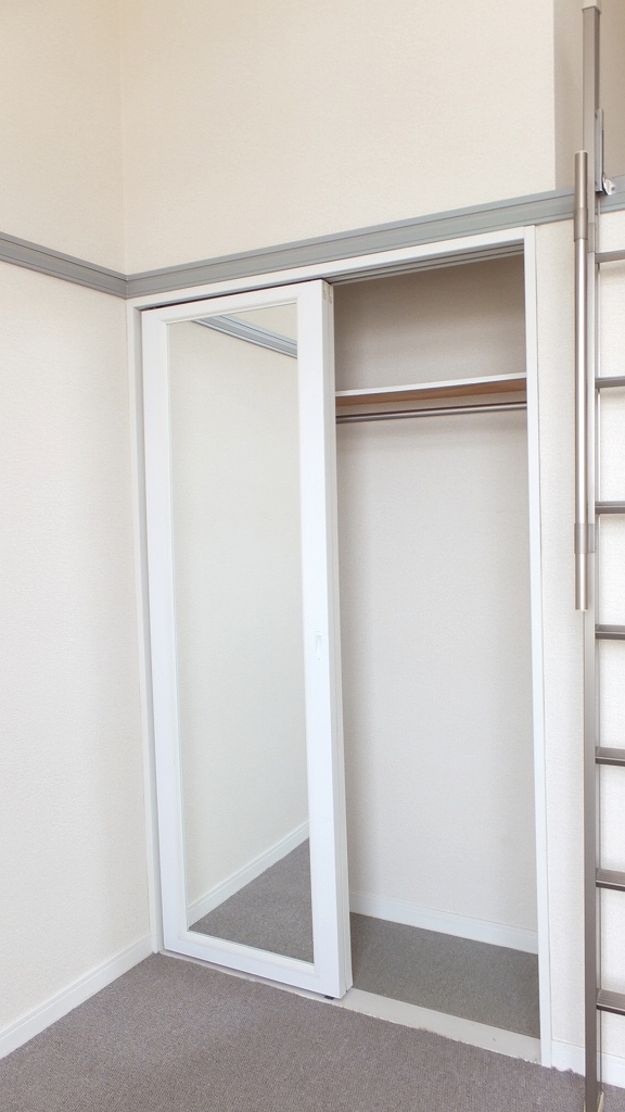 レオパレス緑園邸 内観