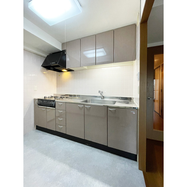 ルクレ川口イースト0702号室 キッチン