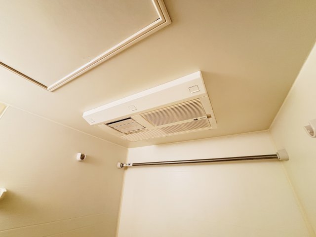 Ｙ’ｓ　Ｓｔｕｄｉｏ 浴室乾燥機