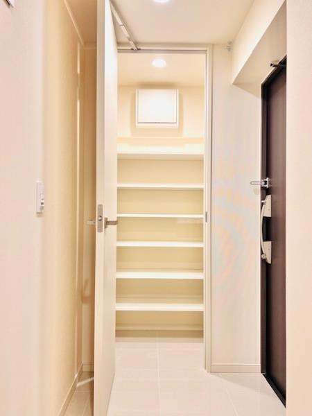 Ｂｒｉｌｌｉａ　ｉｓｔ　町屋 リビング