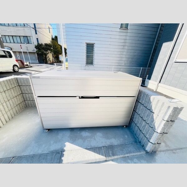 ヴィアラッテア ゴミ置き場