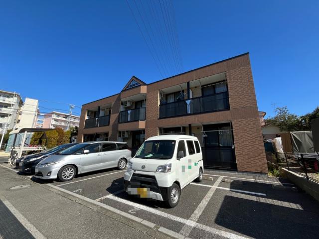 シェルル江北 外観写真（昼）