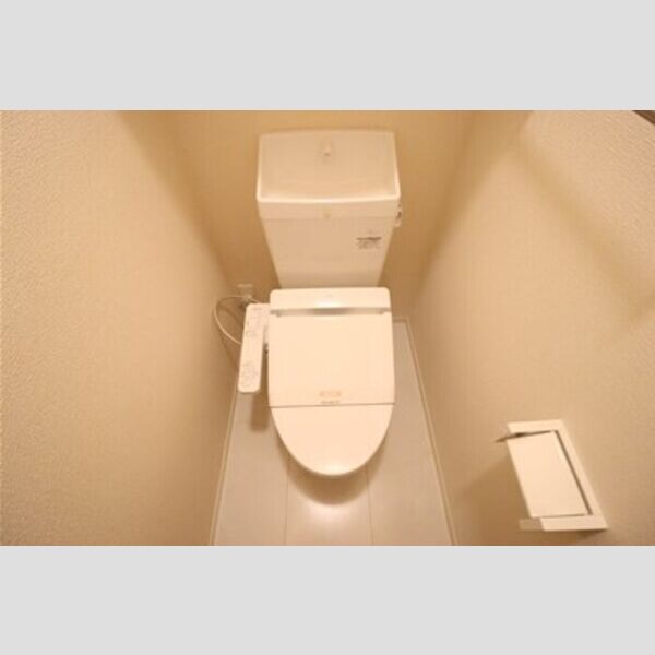 ストラール　C 温水洗浄暖房便座