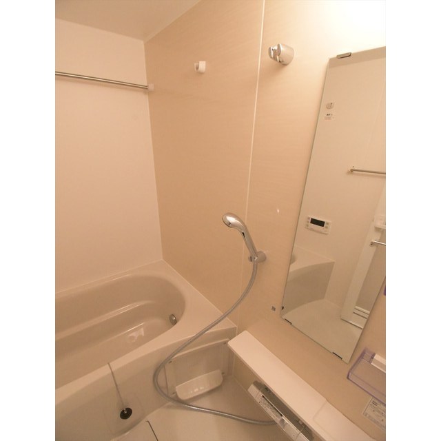 ラクレイス横濱関内1110号室 お風呂