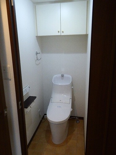 ライオンズステージ麻布 トイレ　※前回募集時2023年11月撮影