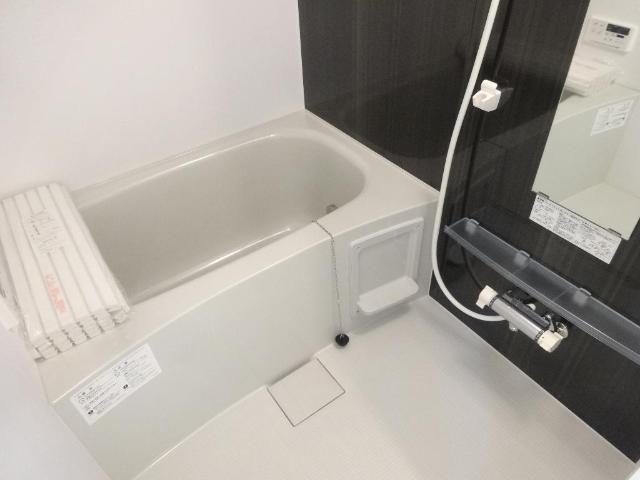 ＪｕｈａｍｏａⅠ　-ジュハモア- バス（追焚き・浴室換気乾燥機）