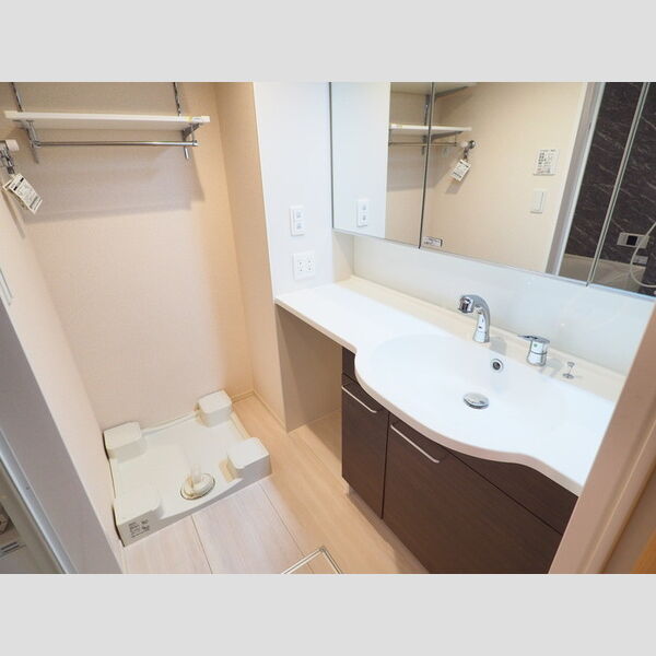 アトリオみなみだいらⅤ 洗髪洗面化粧台